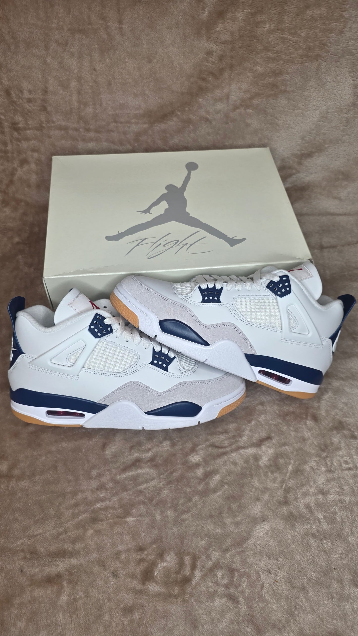 Jordan 4 SB - Navy