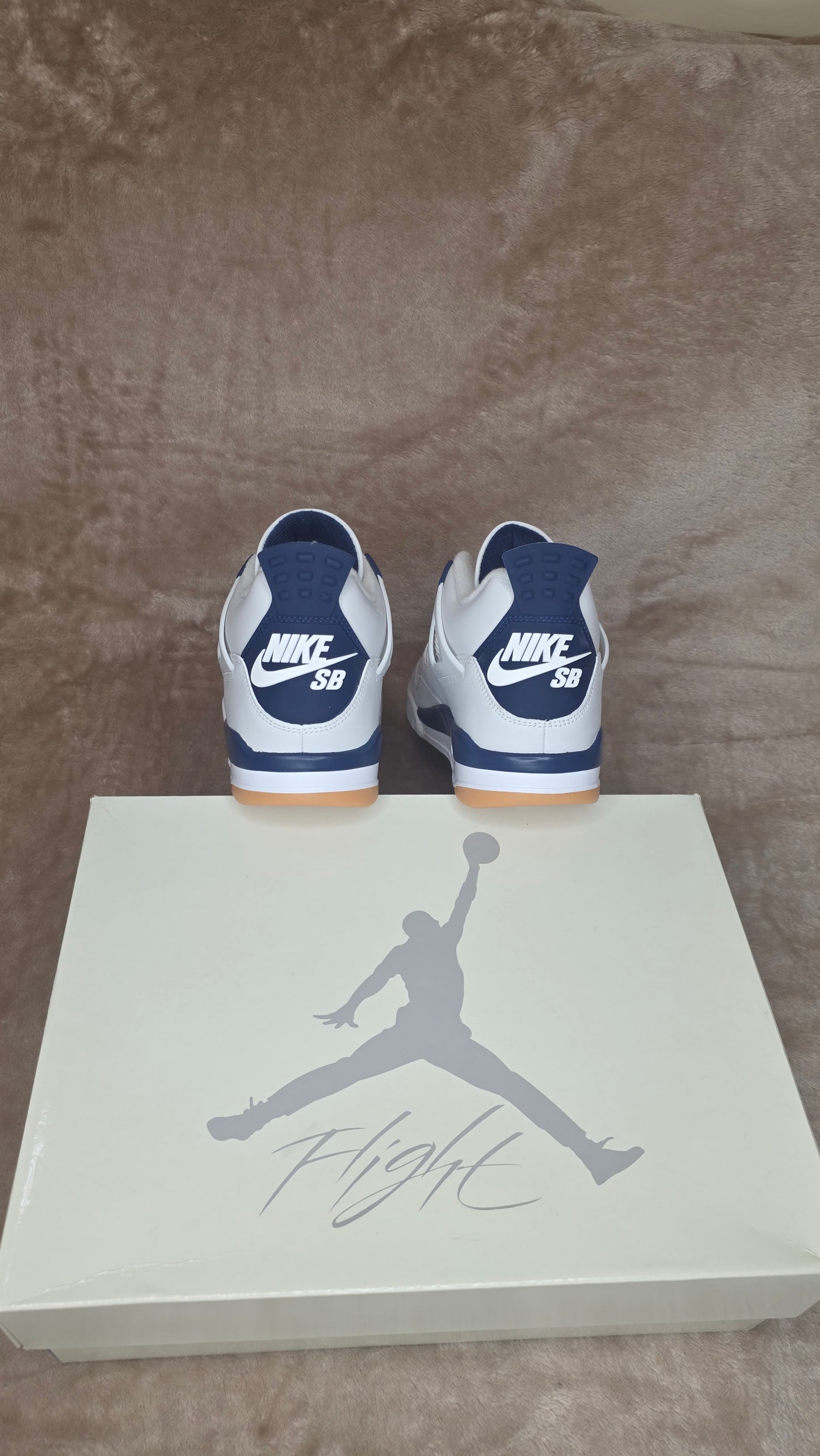 Jordan 4 SB - Navy
