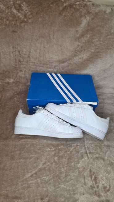 Adidas Superstars - White