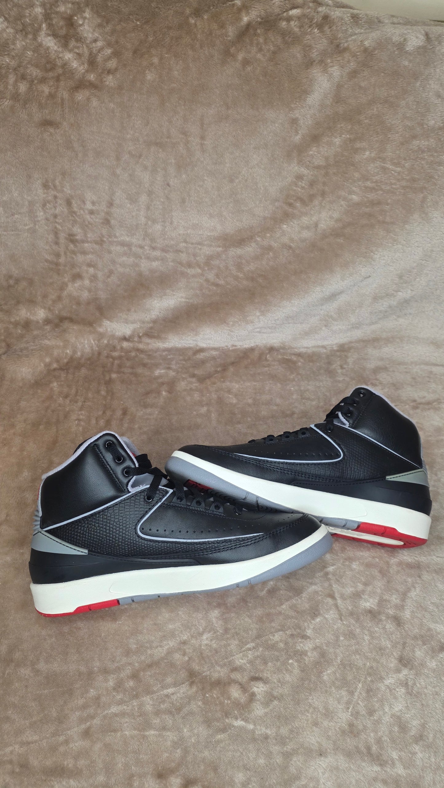 Jordan 2 - Black Cement