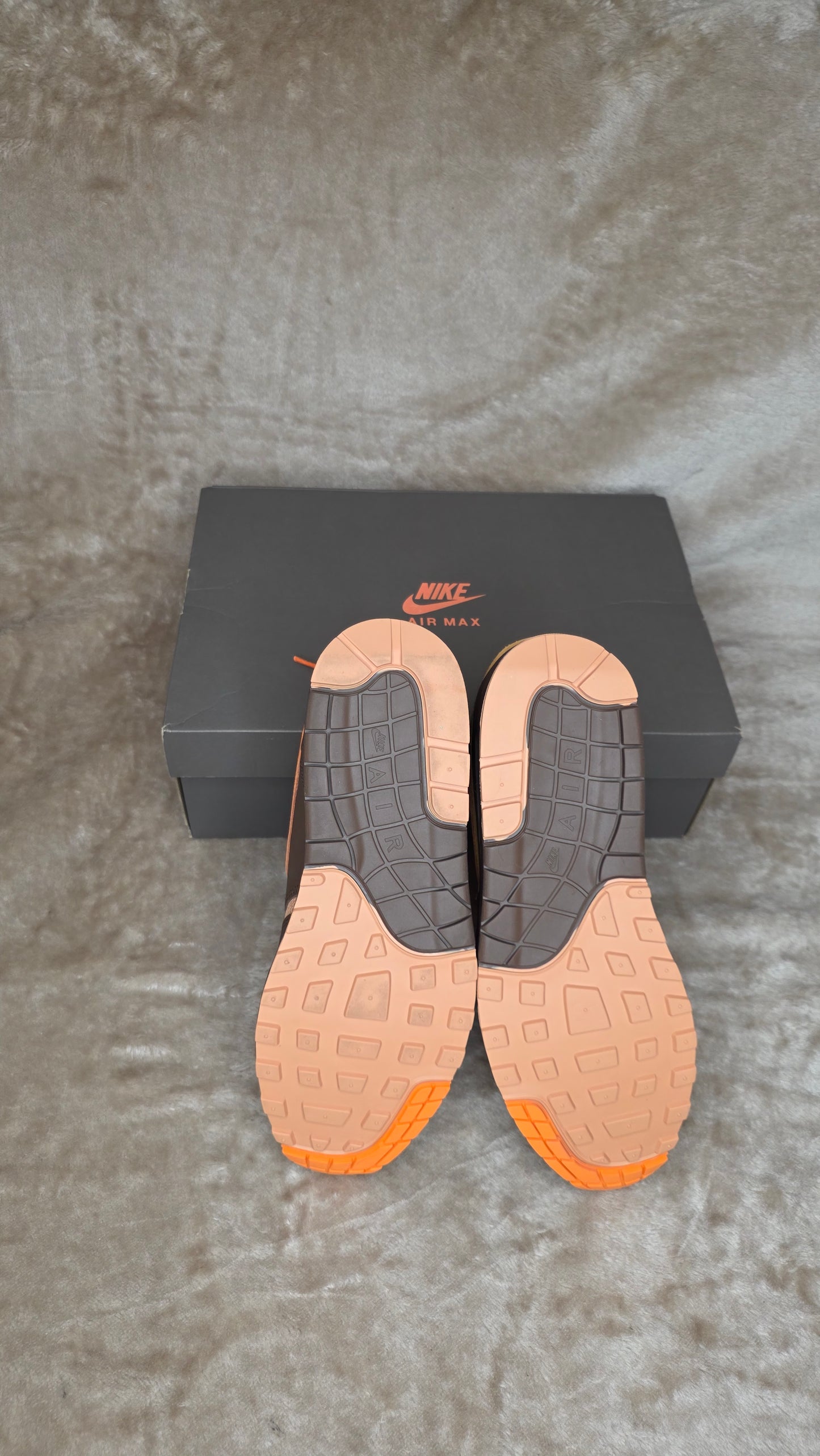 Nike Air Max 1 - Kings Day