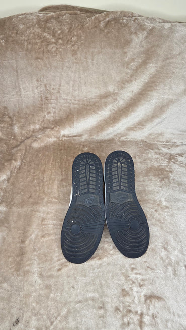 Jordan 1 Mid - White Pollen Black