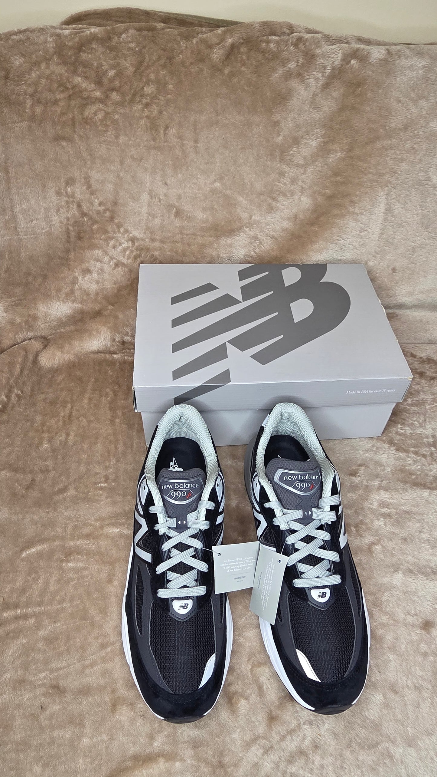 New Balance 990v6 MiUSA - Black Grey White