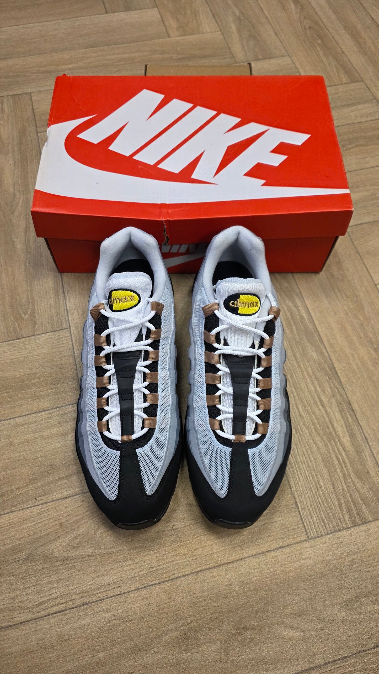 Nike Air Max 95 - Yellow Icon Strike