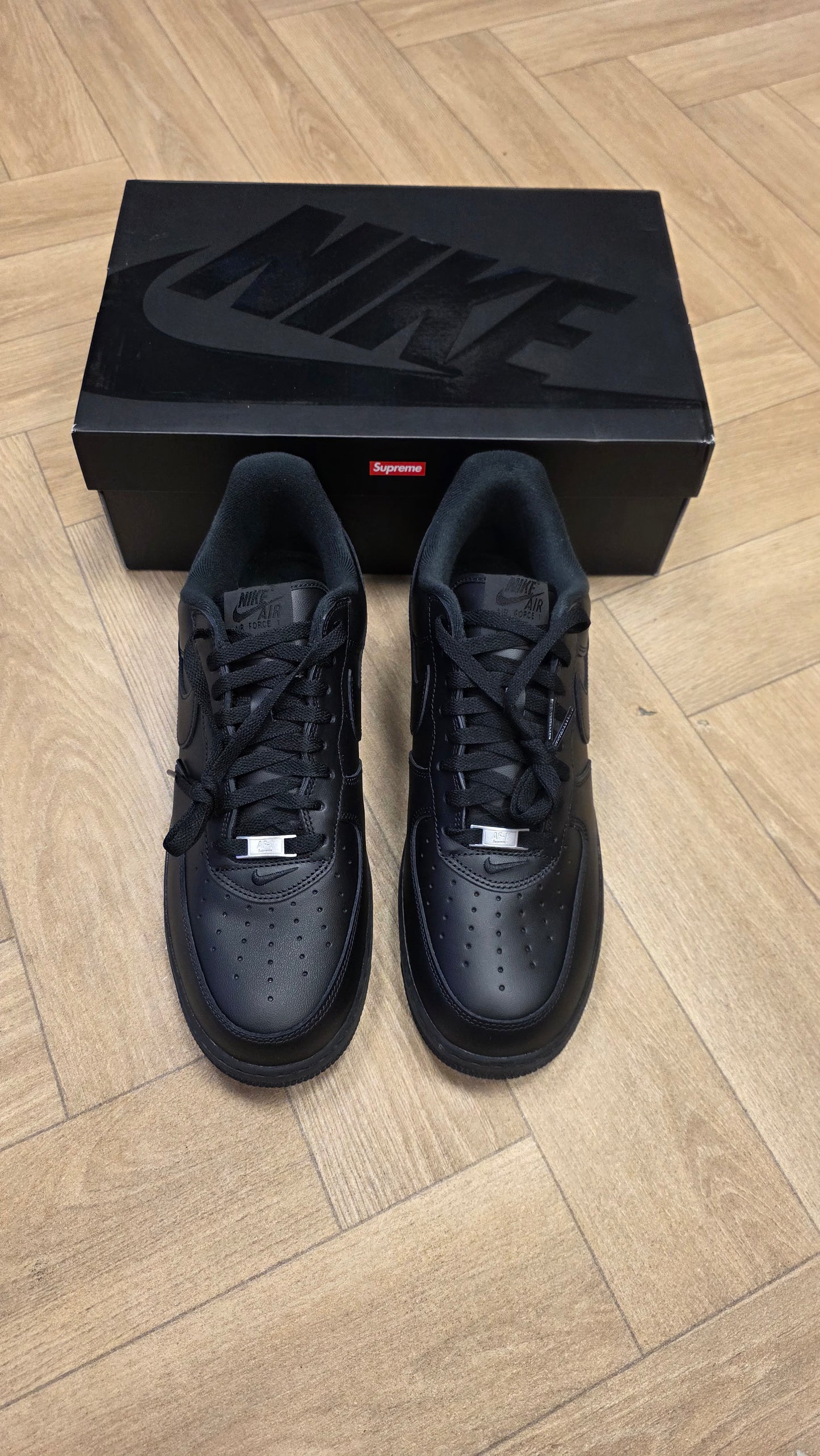 Nike x Supreme Air Force 1 Black