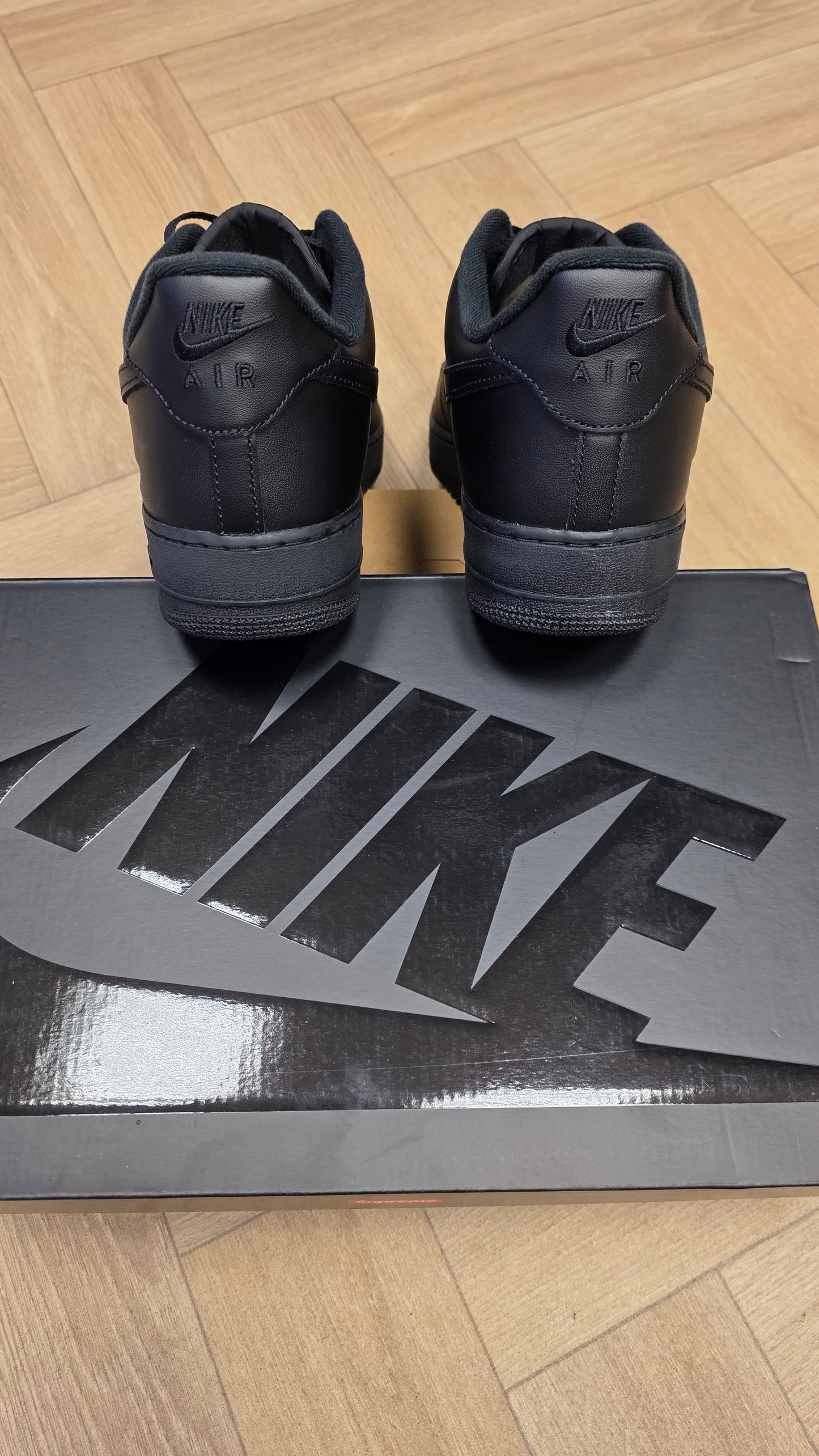 Nike x Supreme Air Force 1 Black