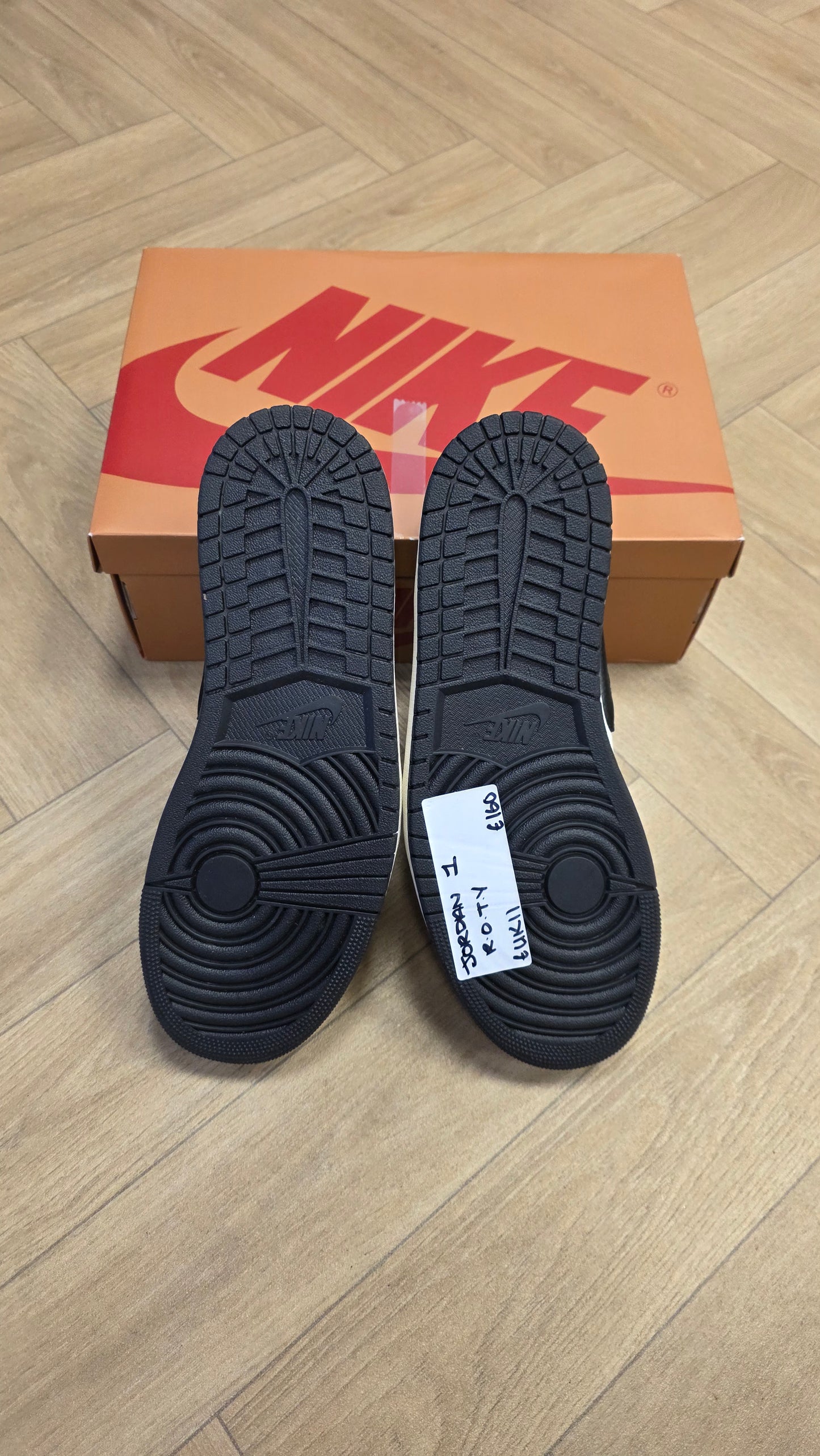 Jordan 1 Low Rookie Of The Year