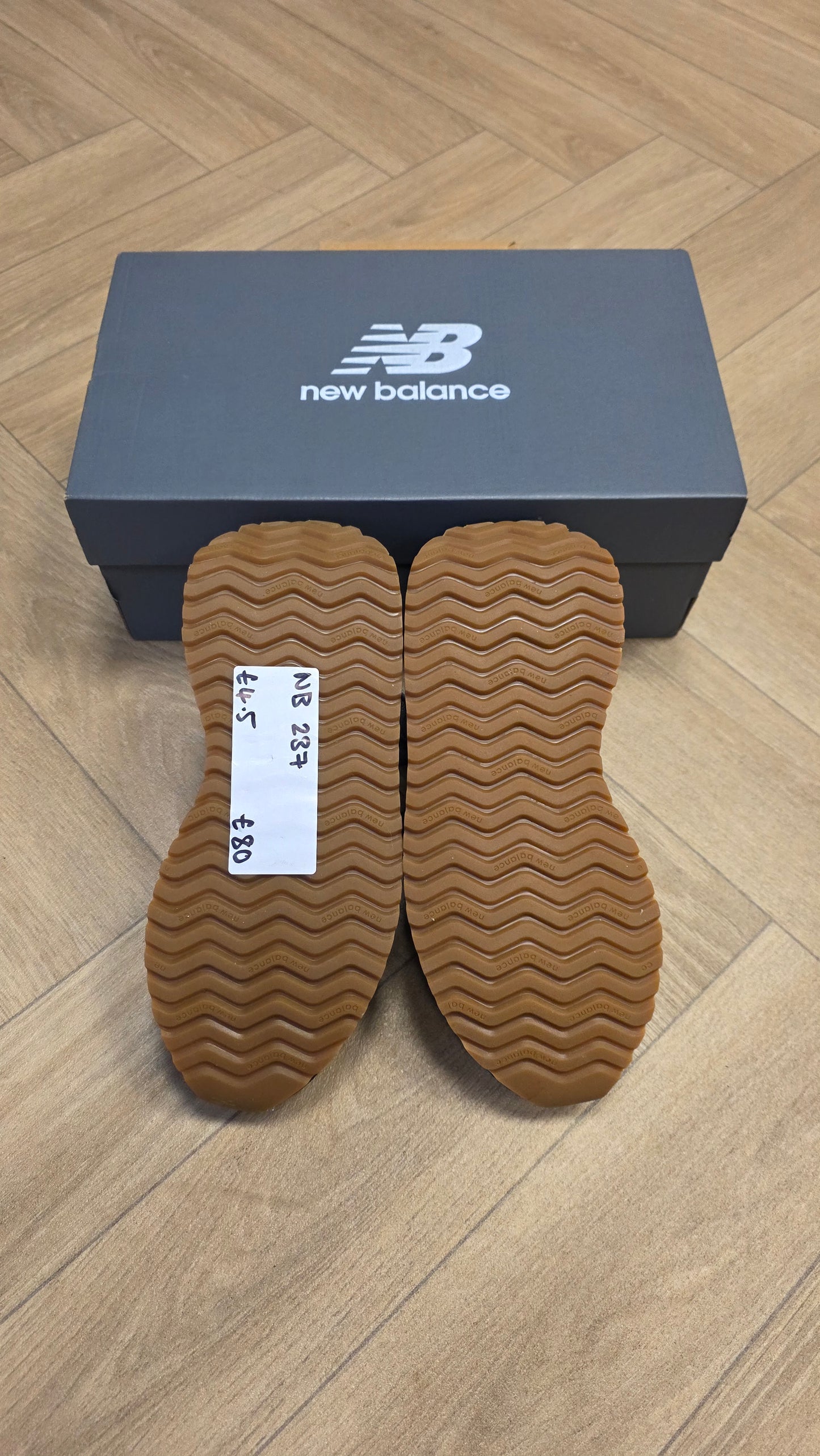 New Balance 237 Grey Black Gum