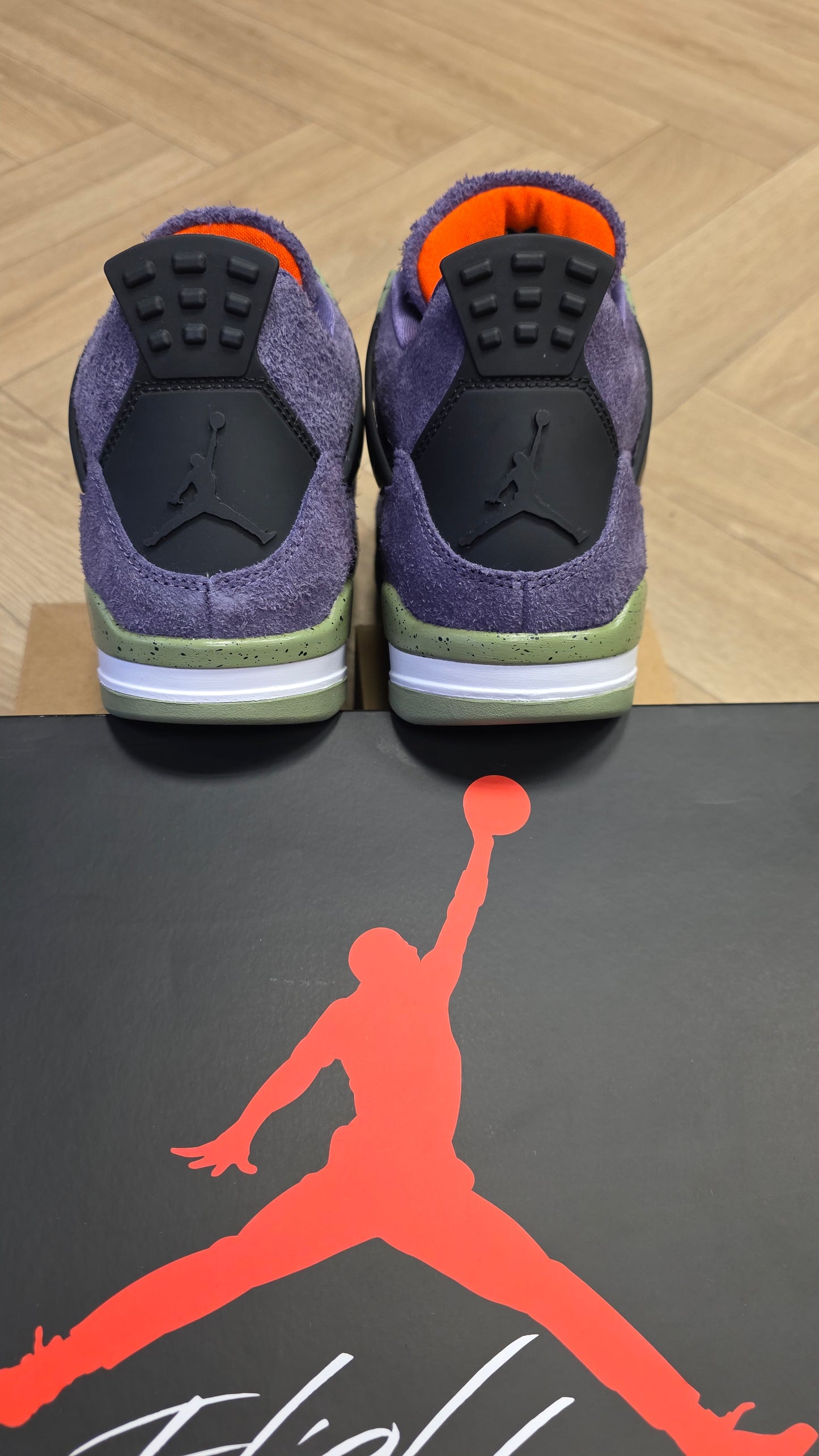 Jordan 4 - Canyon Purple
