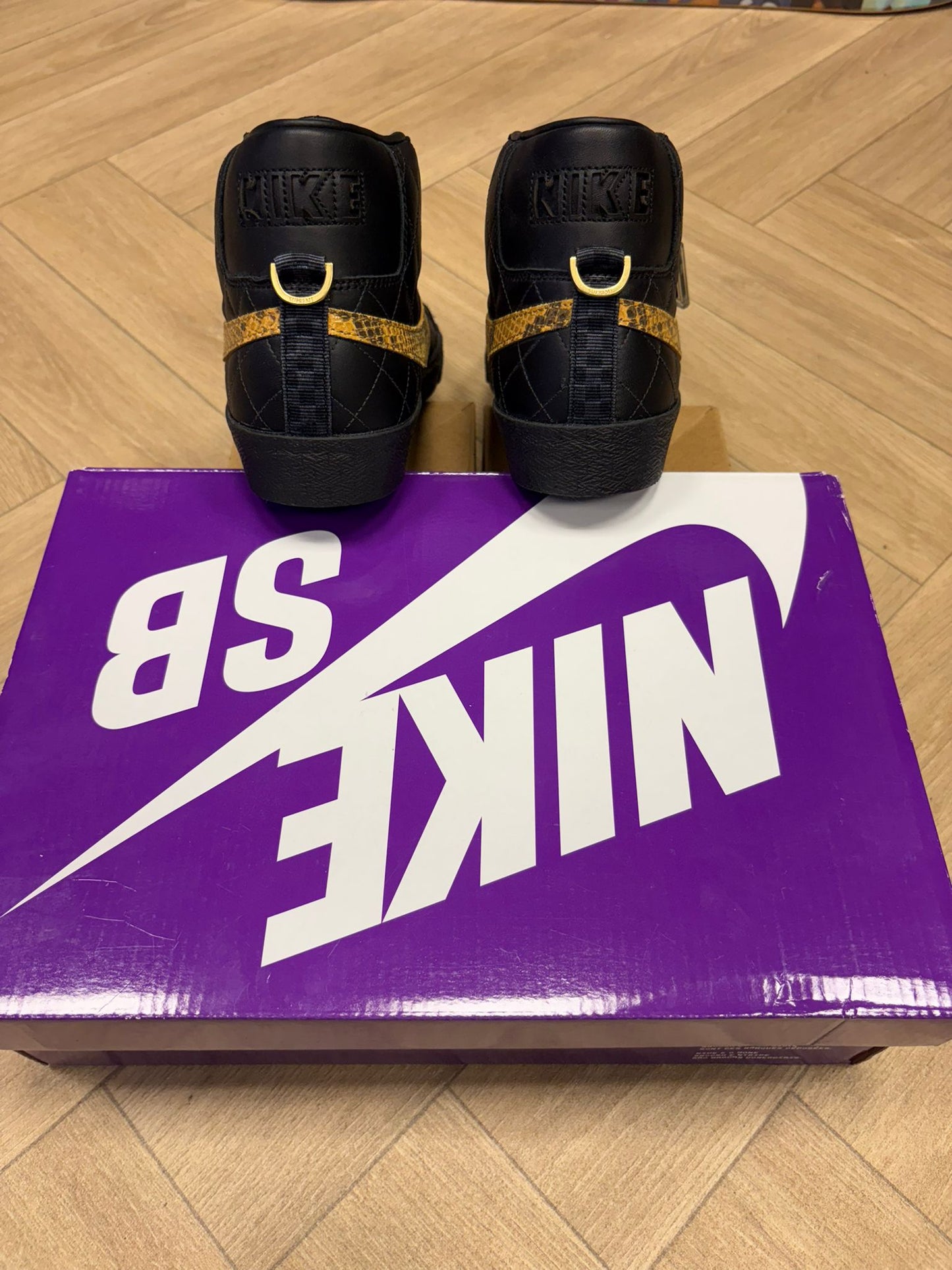 Nike × Supreme SB Blazer - Black