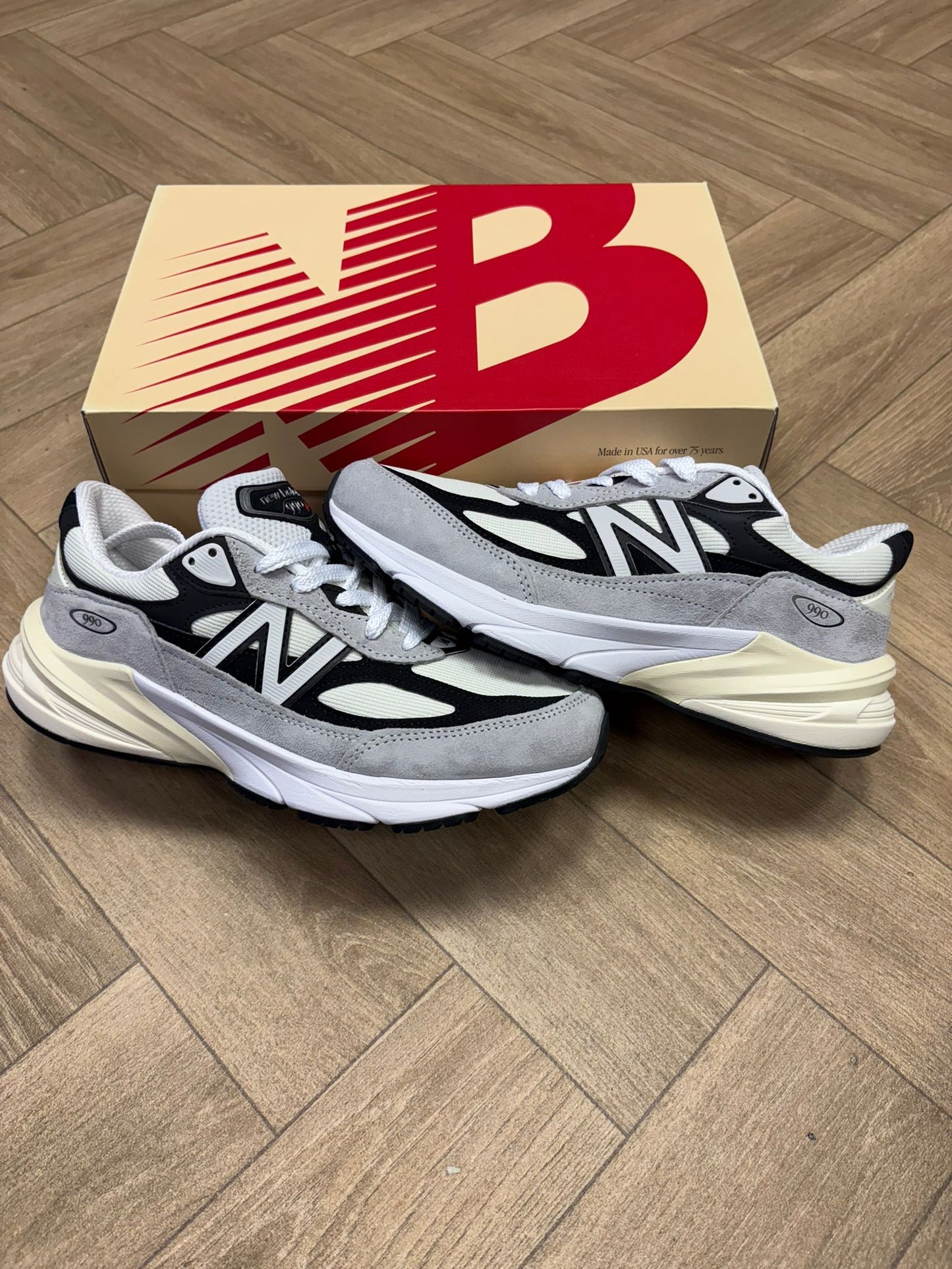 New Balance 990v6 MiUSA - Teddy Santis Grey Black
