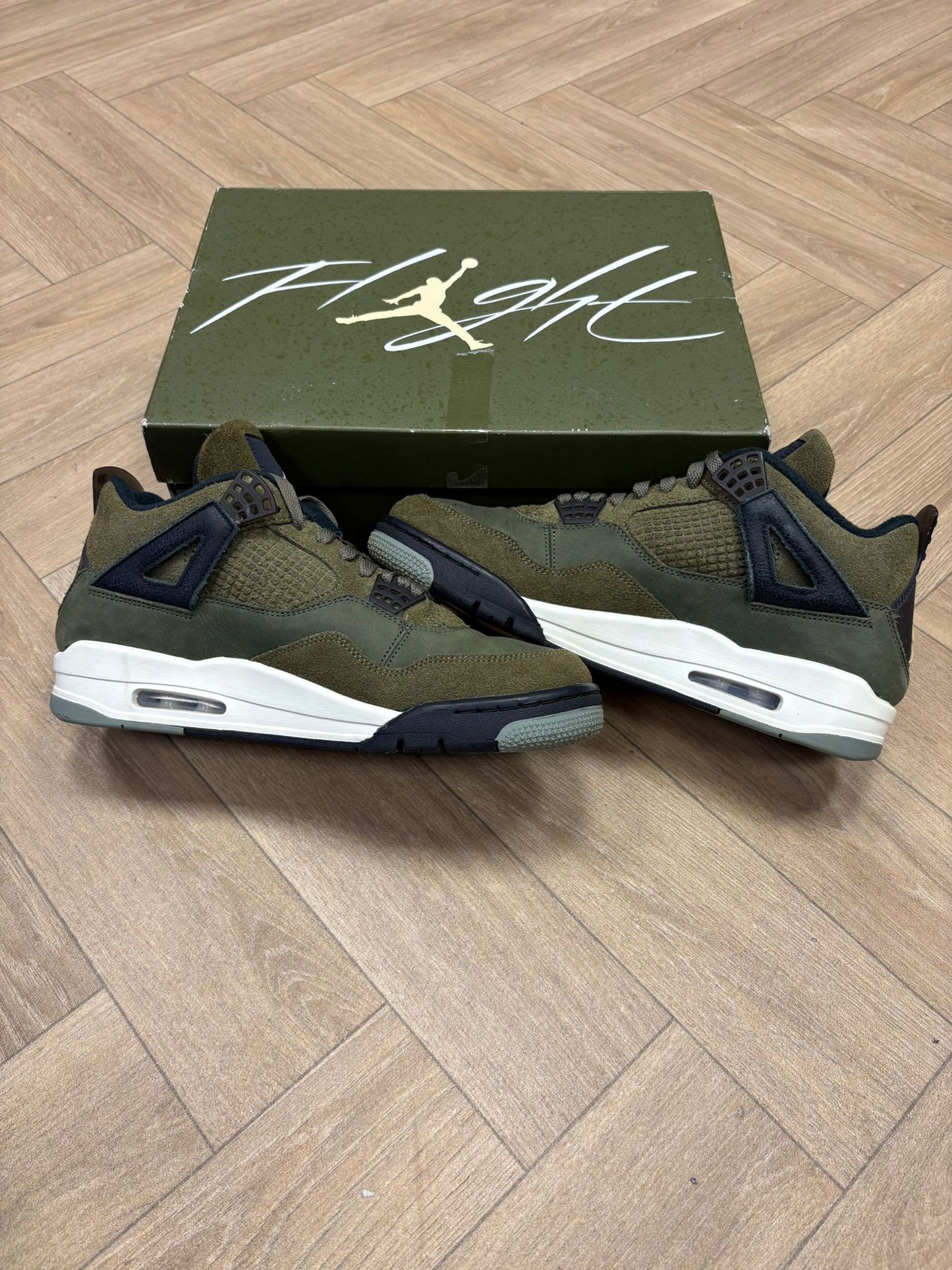 Jordan 4 - Craft Olive