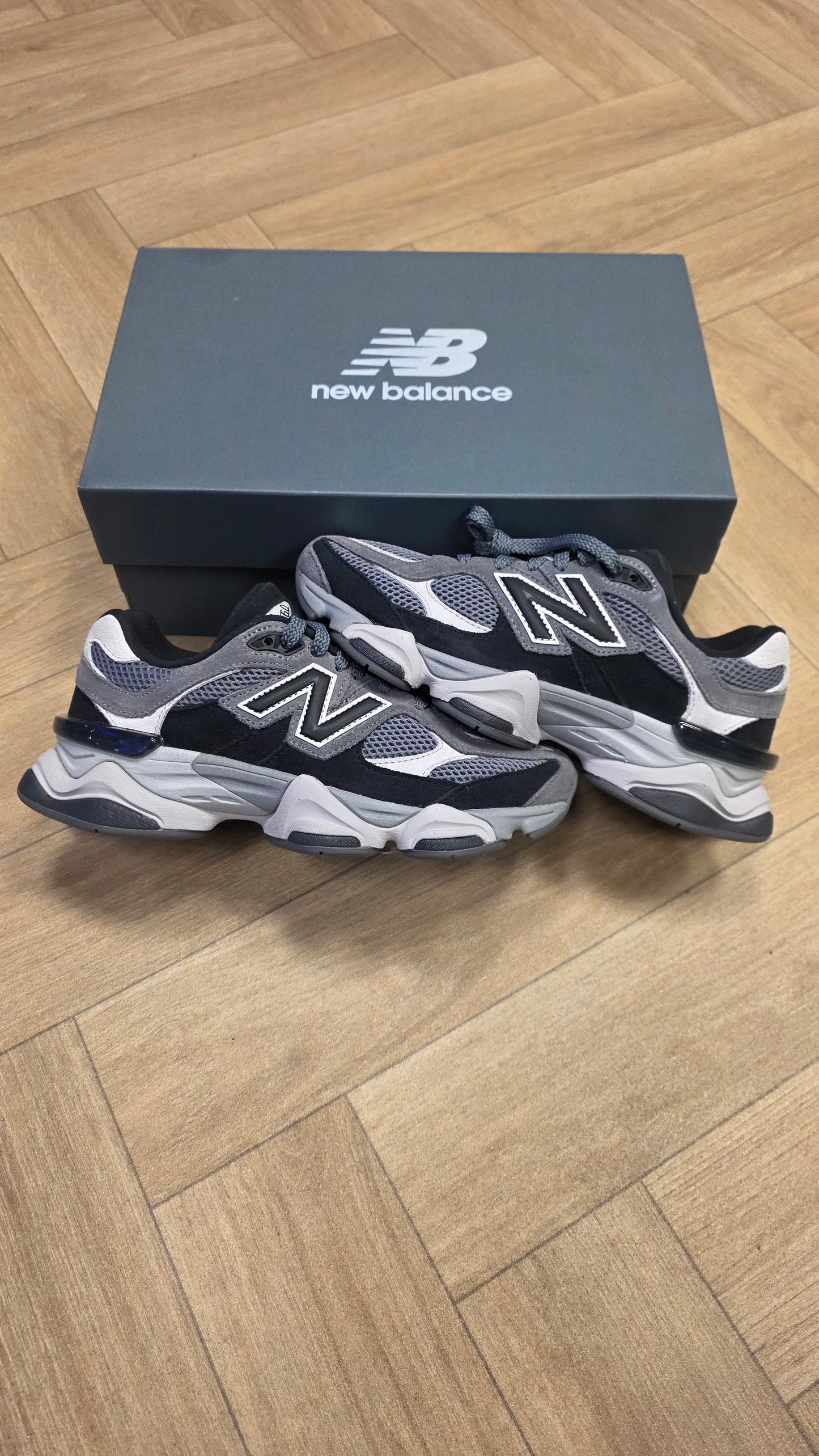 New Balance 9060 - Black Castlerock