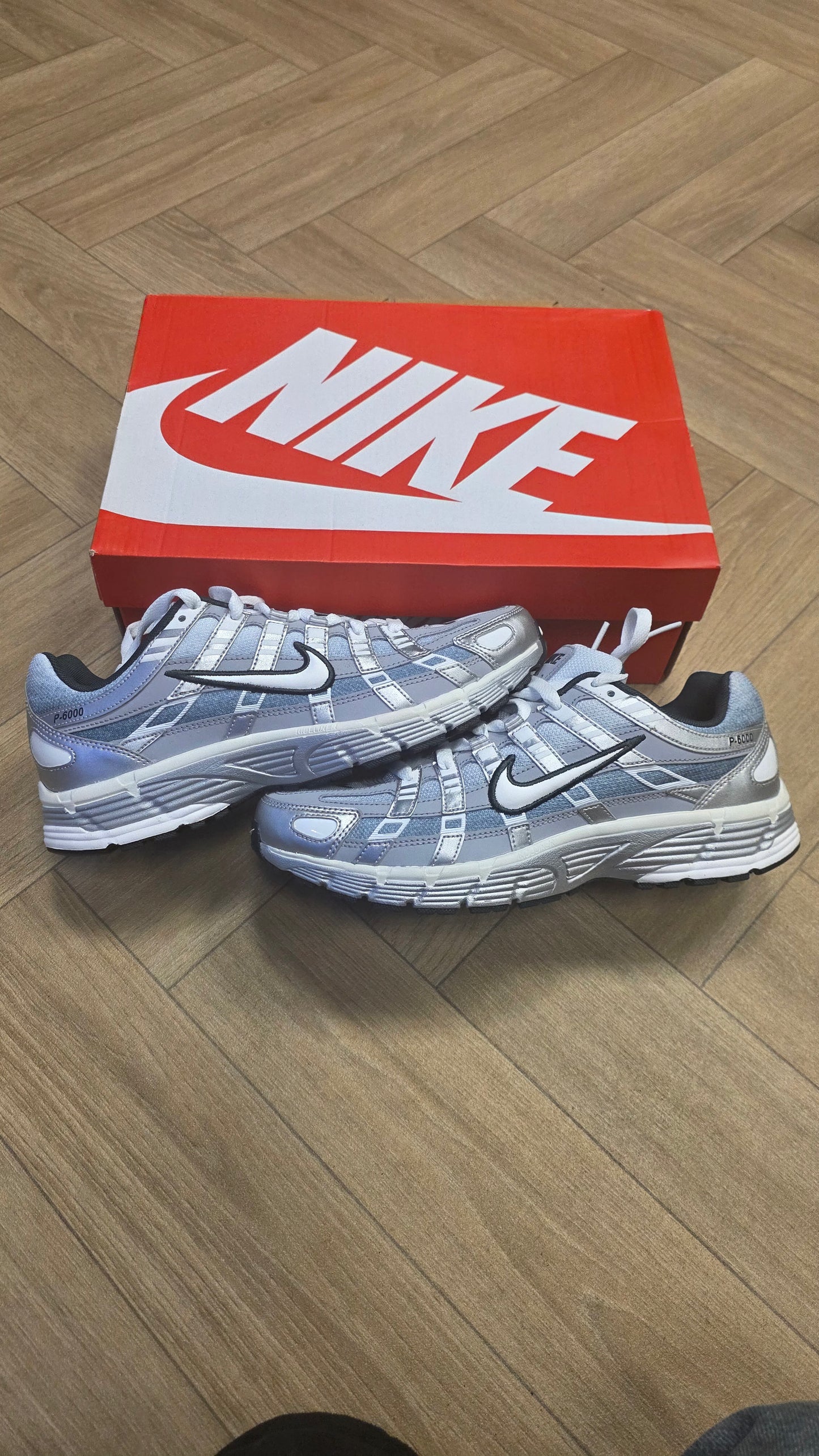 Nike P-6000 - Metallic Silver Summit White-Wolf Grey