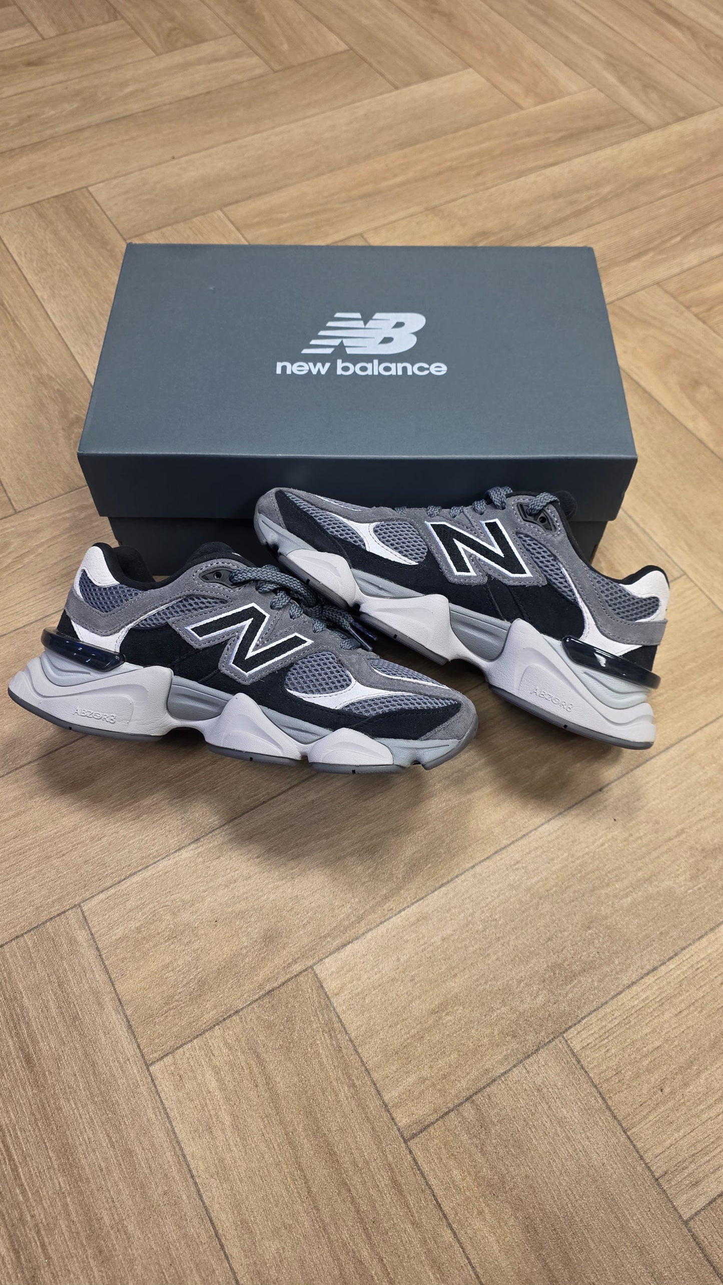 New Balance 9060 - Black Castlerock
