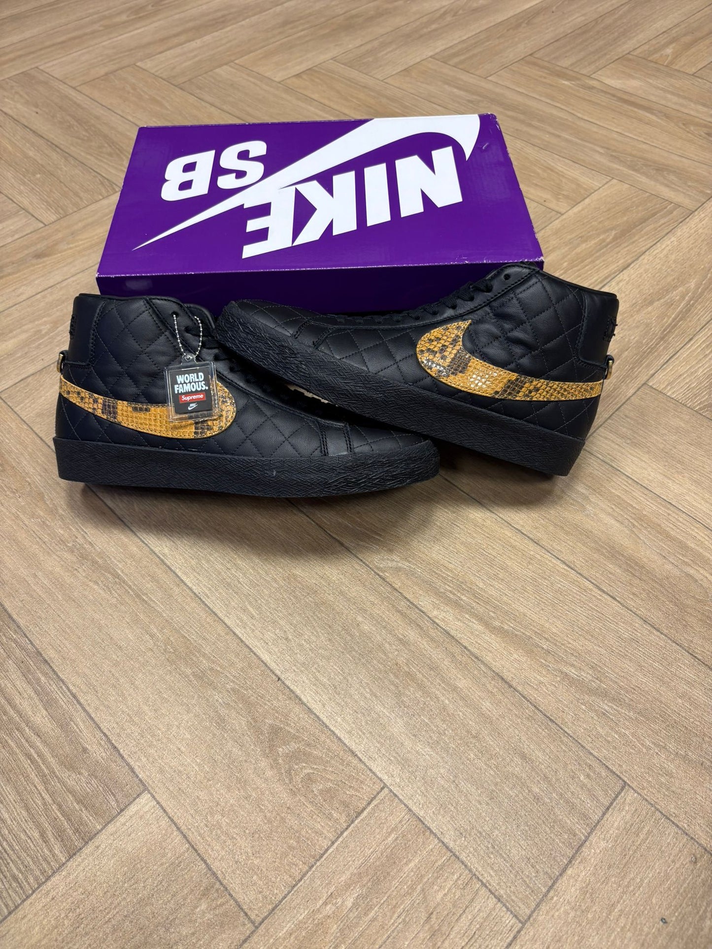 Nike × Supreme SB Blazer - Black