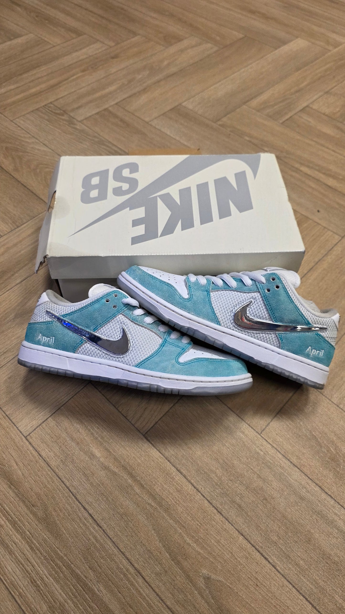 Nike SB Dunk Low - April Skateboards