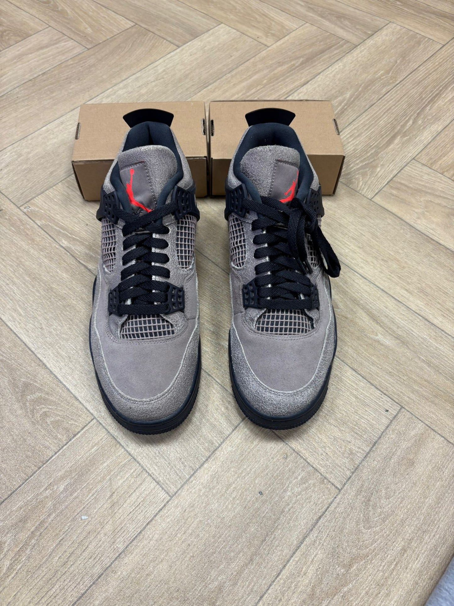 Jordan 4 - Taupe Haze