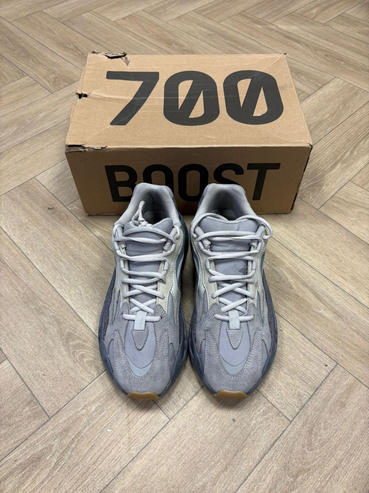 Yeezy Boost 700 V2 - Terpha