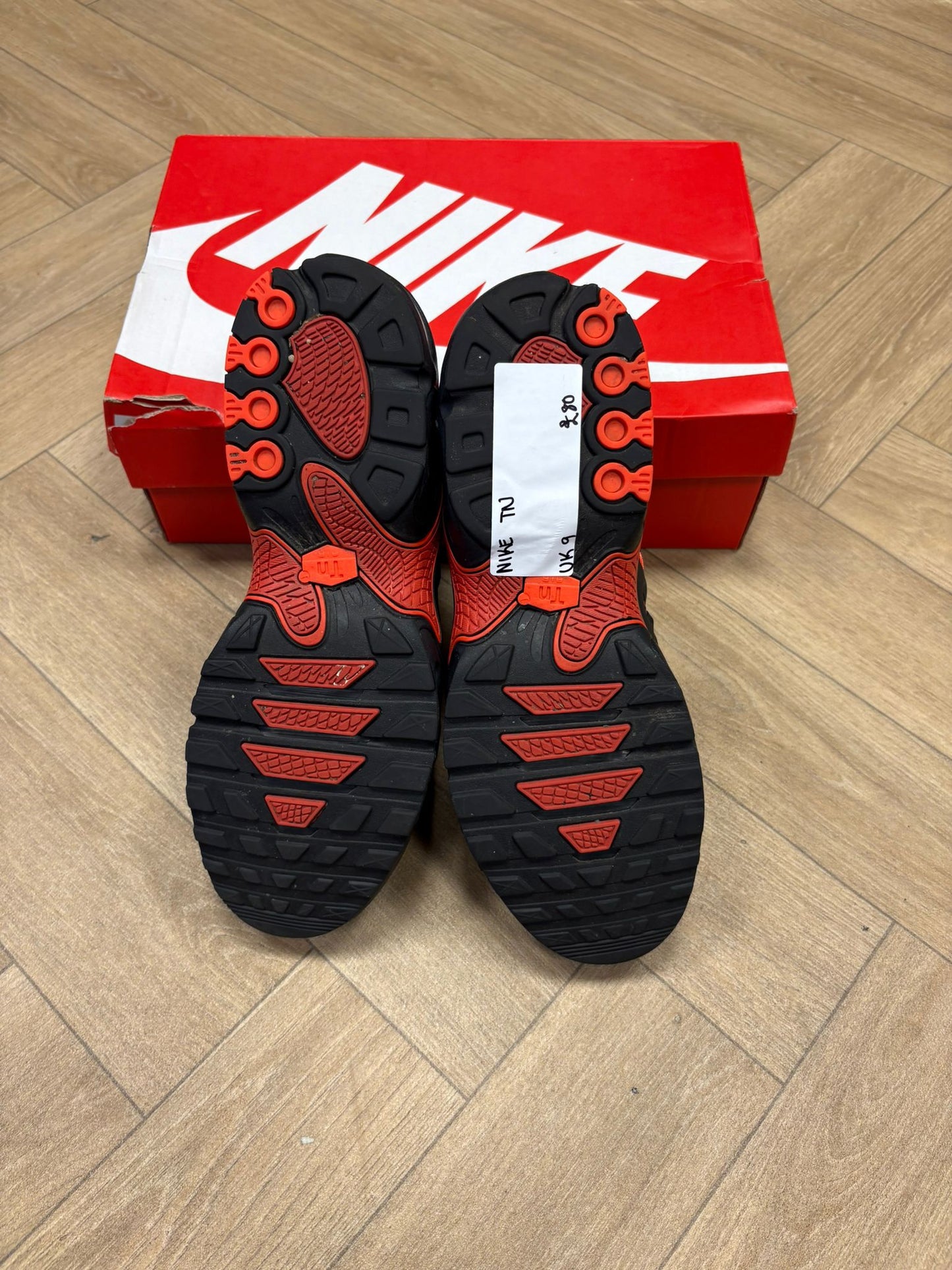 Nike Air Max Plus Drift - Black Dragon Red