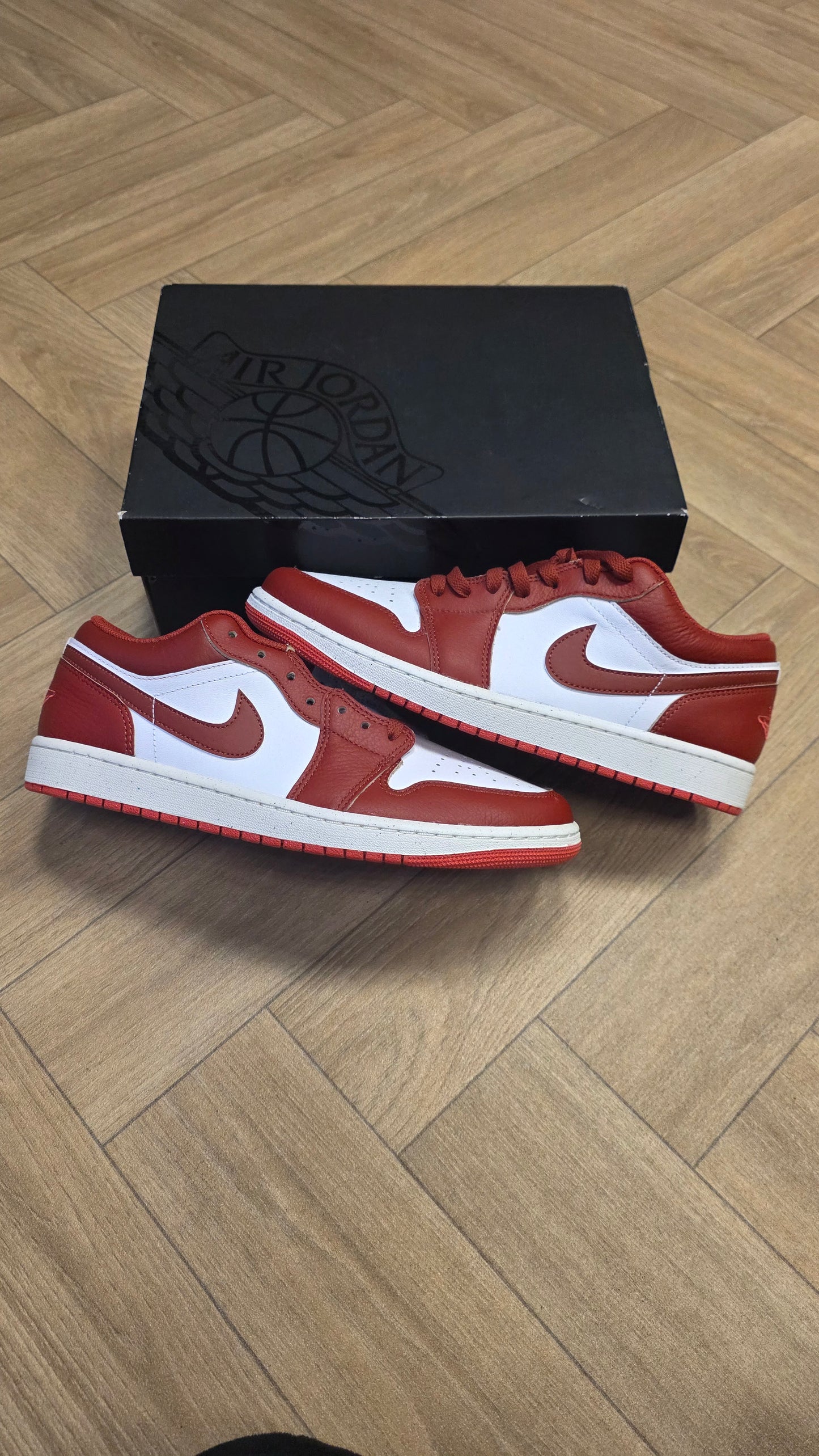 Jordan 1 Low - Dune Red