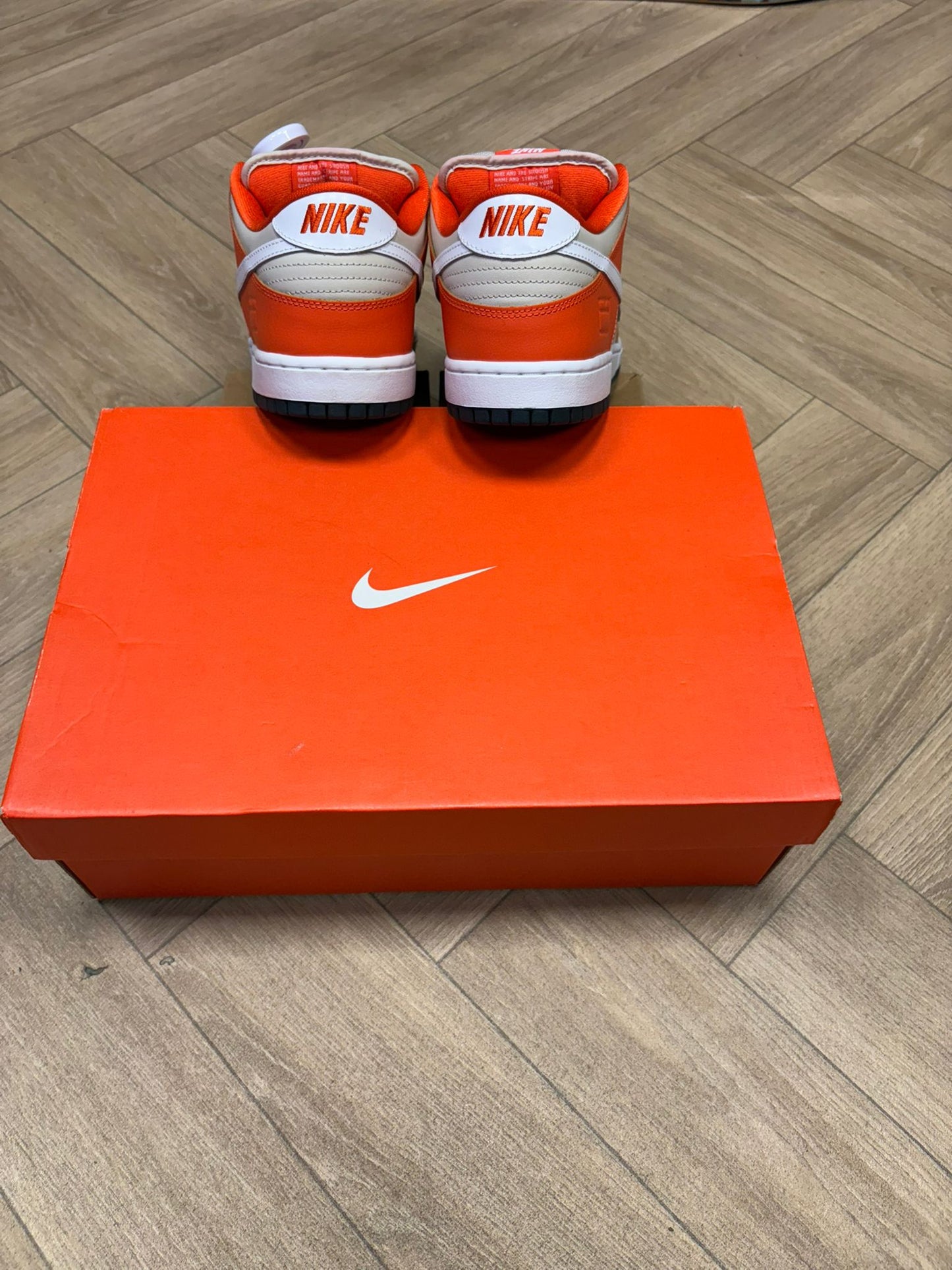 Nike Dunk SB Low - Orange Box