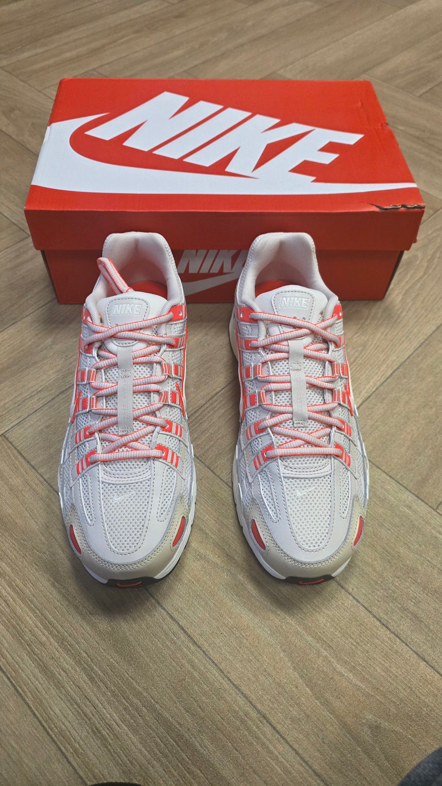 Nike P-6000 - Bright Crimson Soft Pearl Light Orewood Brown