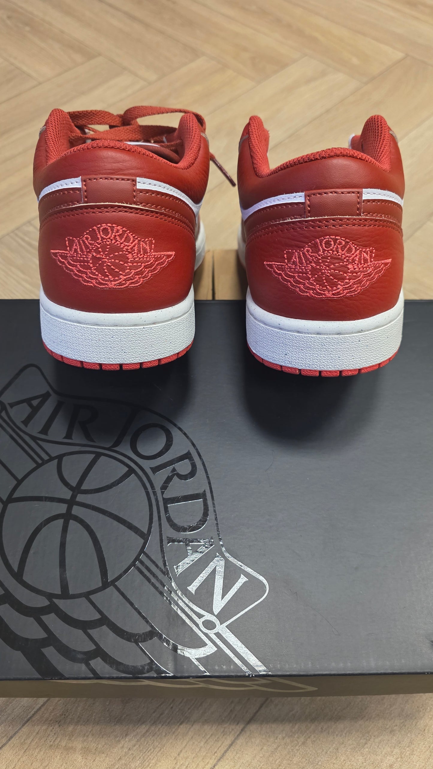 Jordan 1 Low - Dune Red