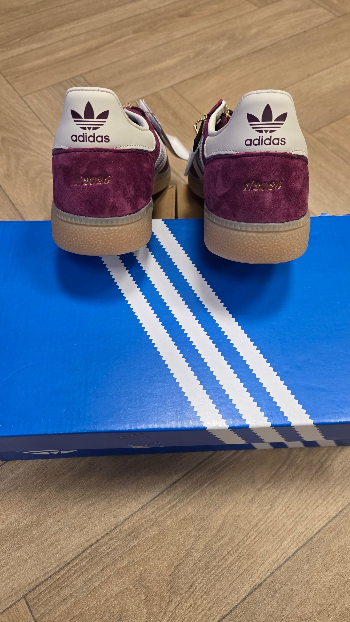 Adidas × Size? City Series Exclusive - Glasgow