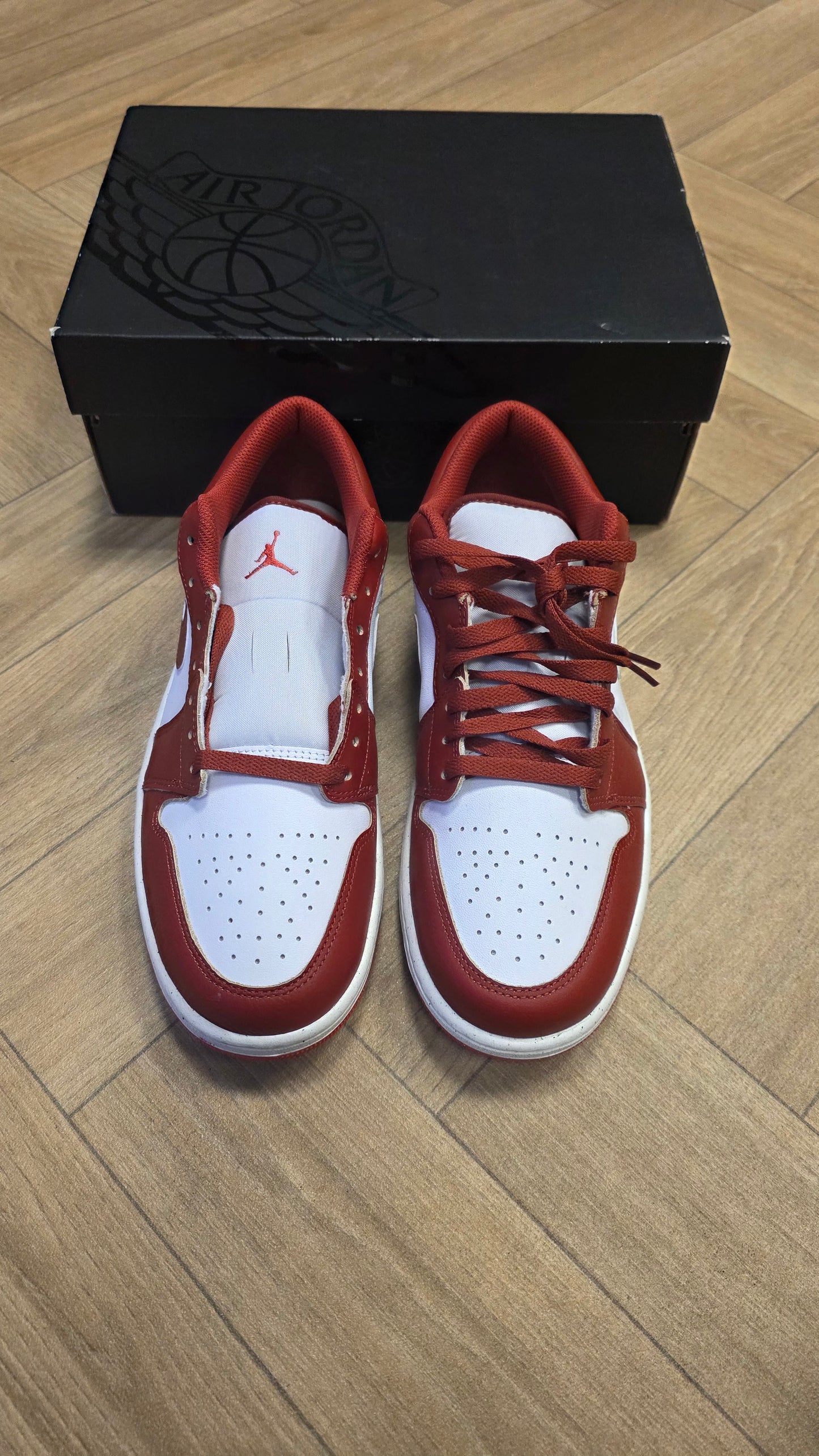 Jordan 1 Low - Dune Red