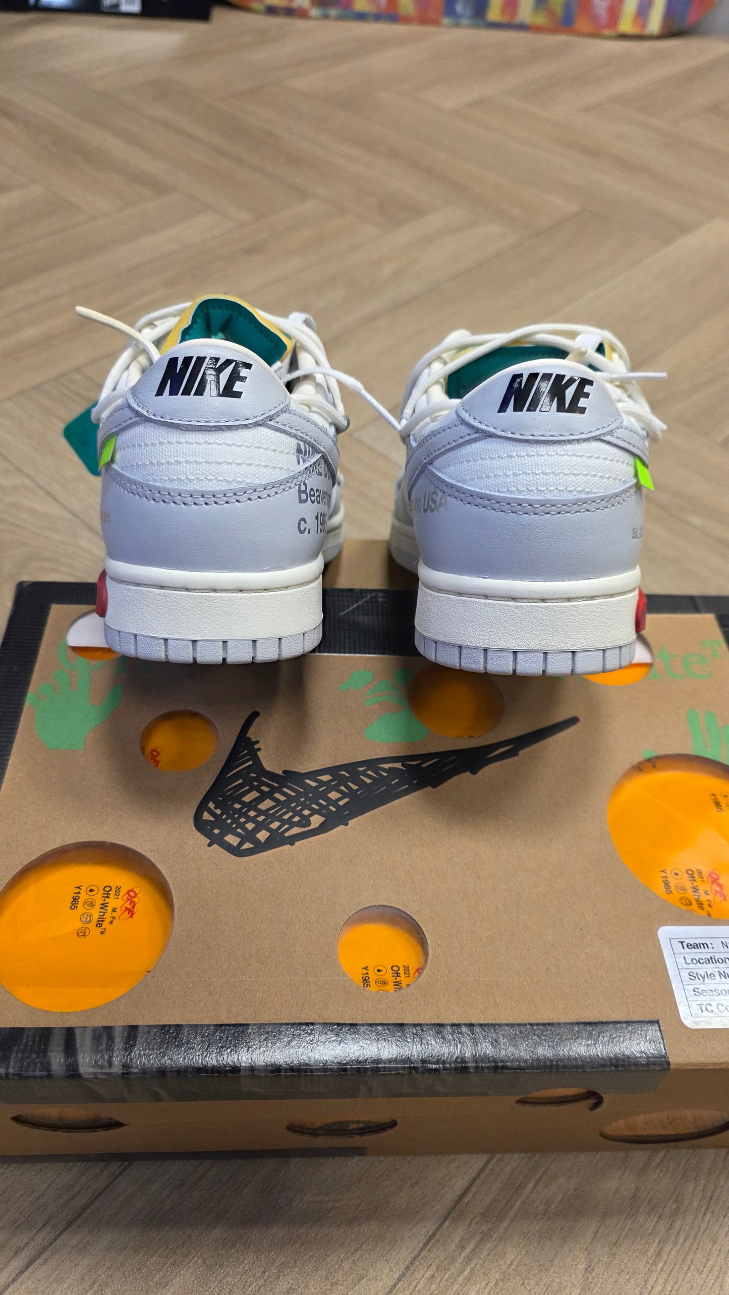 Nike × Off-White Dunk Low - Lot 25