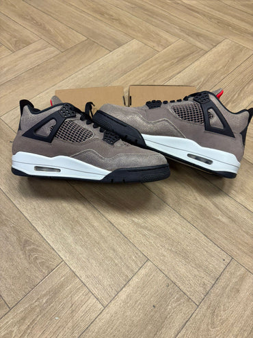 Jordan 4 - Taupe Haze