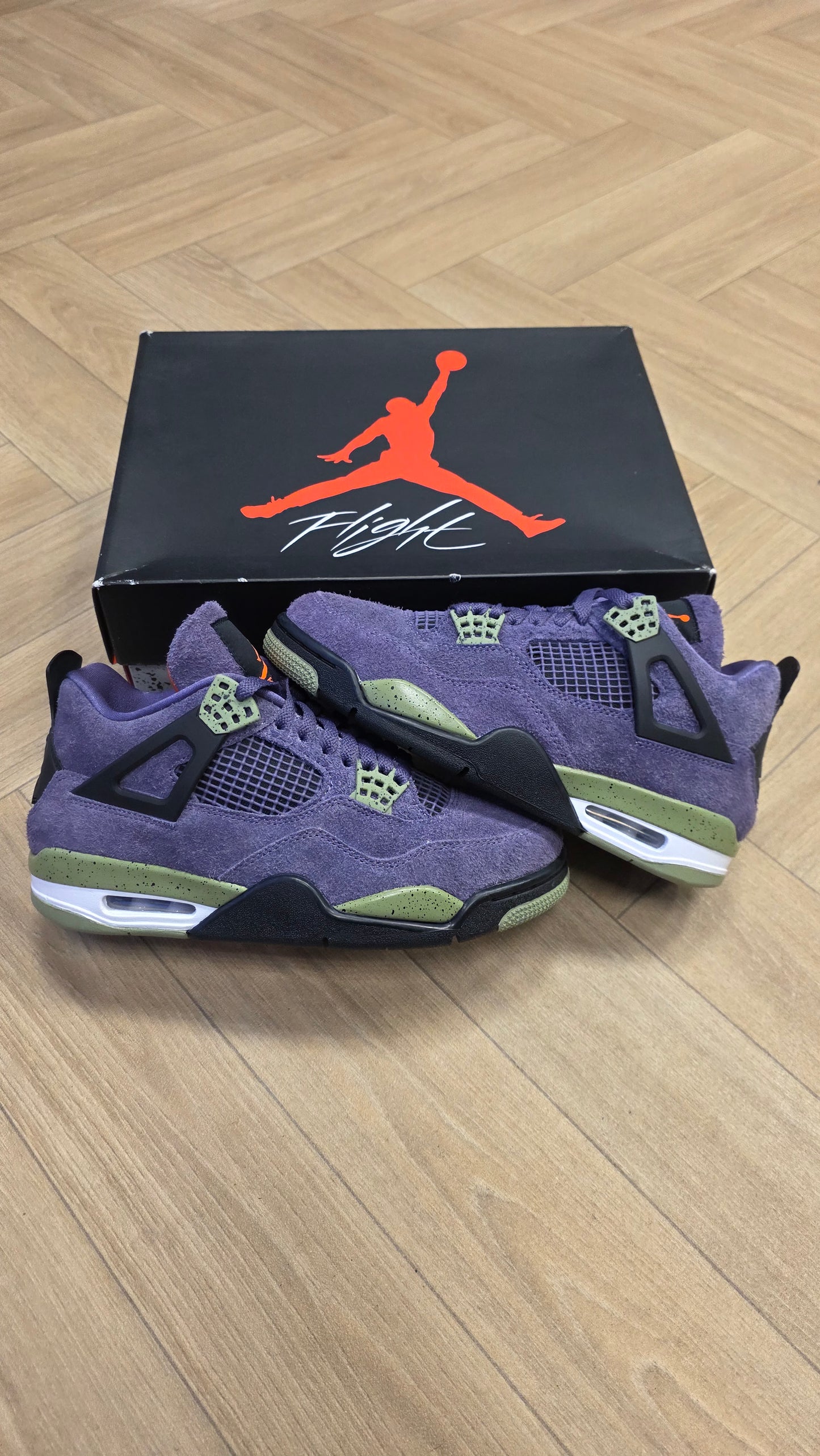 Jordan 4 - Canyon Purple